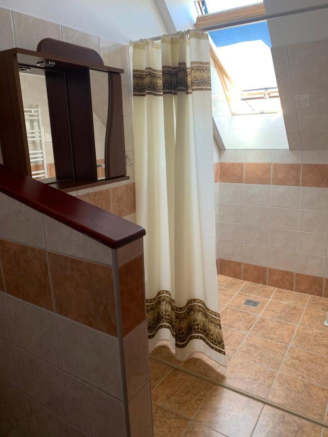 Bed and Breakfast Hableany Etterem, Pizzeria Es Vendeghaz Балатонмариафюрдё Экстерьер фото